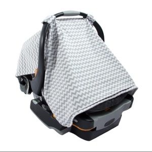 2 in 1 Car Seat and nursing Cover for Babies grey and white chevron never used